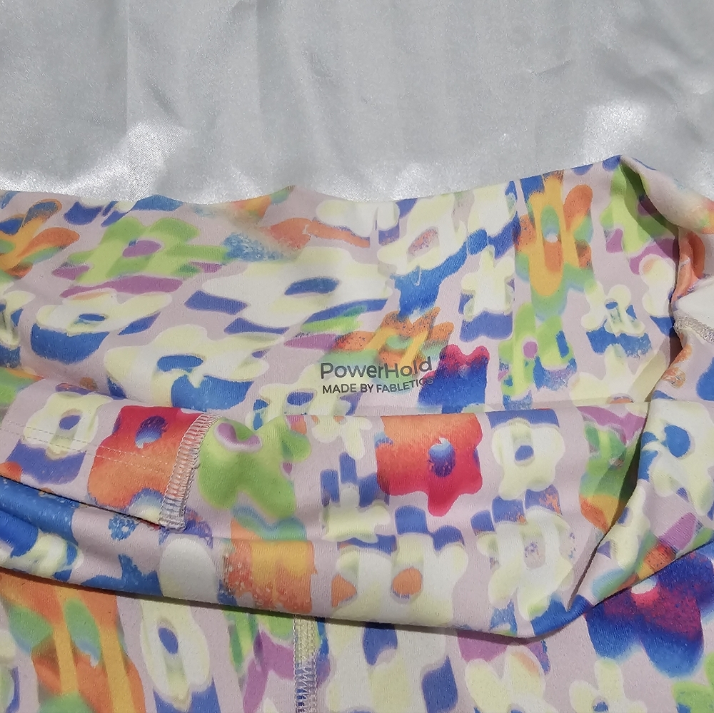 Fabletics - Picture 6 of 6
